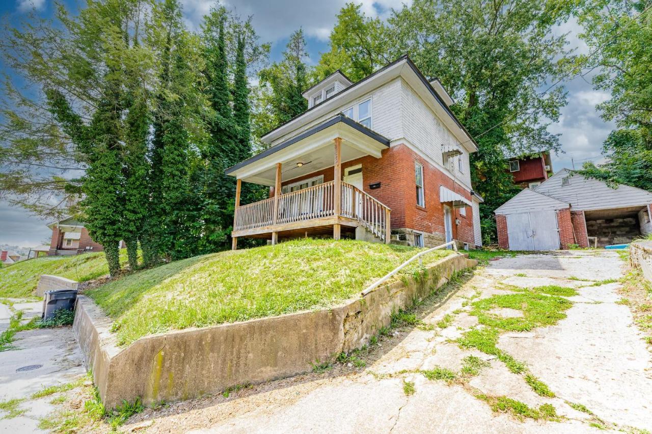 Awesome House, 5 Minutes To Dt, 2 Miles To Stadium And Ruby Memorial! Morgantown Εξωτερικό φωτογραφία