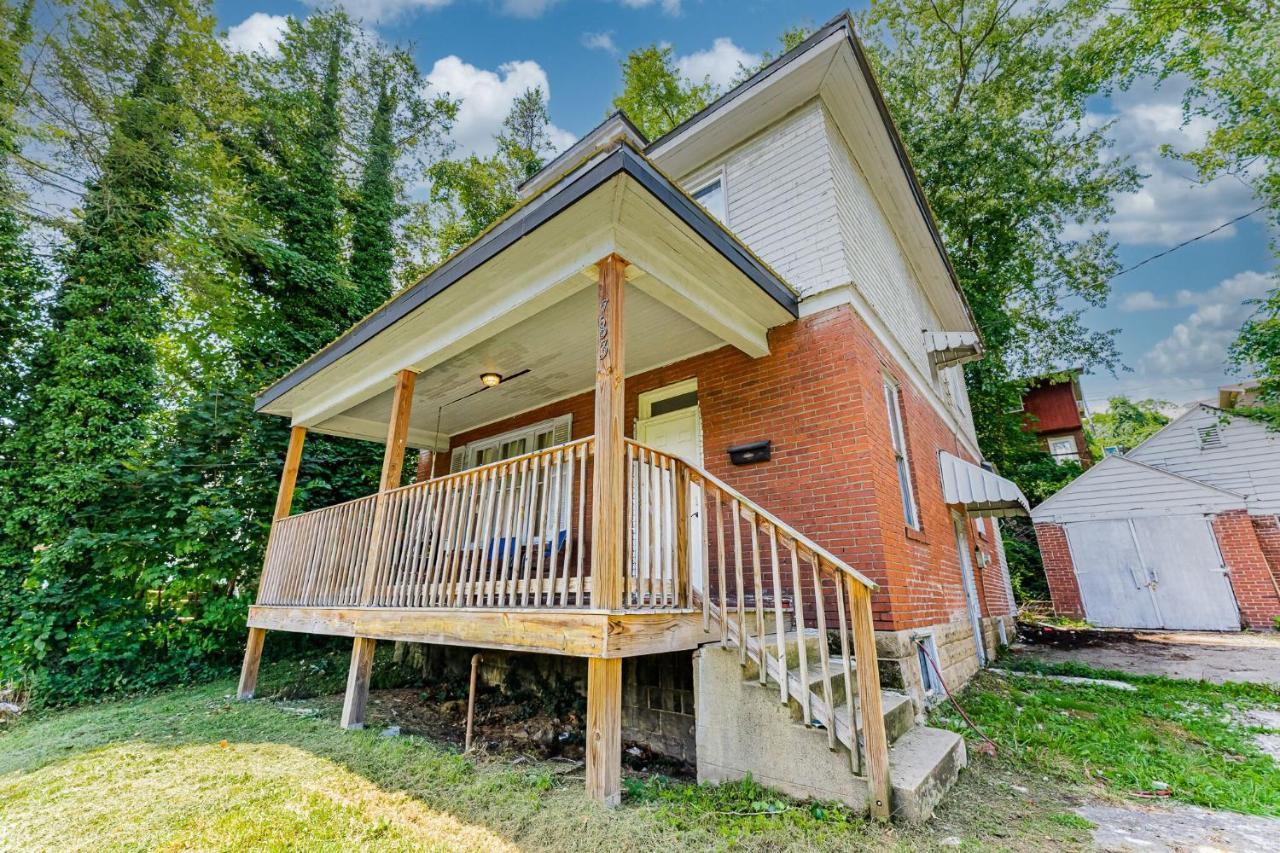 Awesome House, 5 Minutes To Dt, 2 Miles To Stadium And Ruby Memorial! Morgantown Εξωτερικό φωτογραφία
